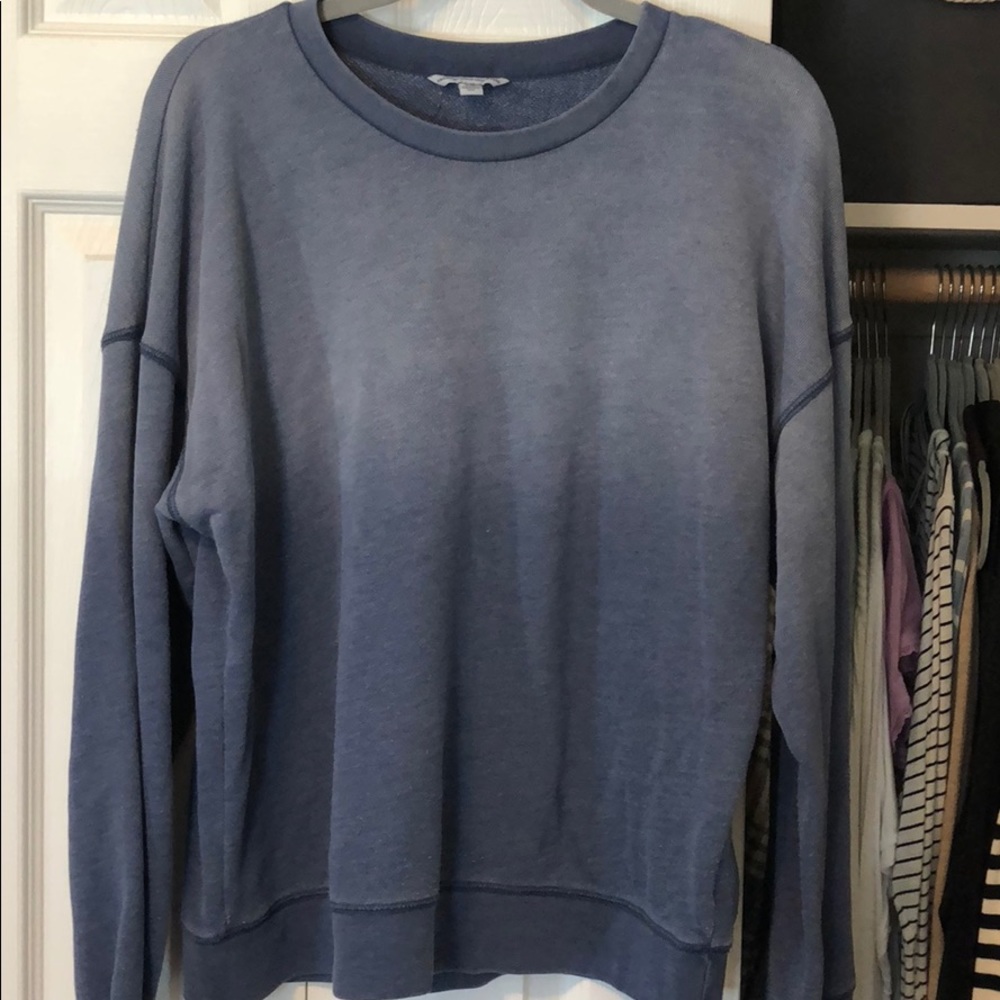American eagle ombré crew neck